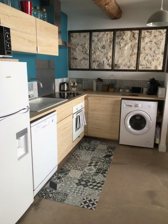Loft Cocon En Plein Centre De Sete Apartment Exterior photo